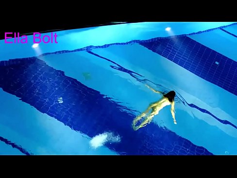 ❤️ నేను చూడటం ఆపలేను, ELLA BOLT రిసార్ట్ పూల్‌లో నగ్నంగా ఈత కొడుతూ దొరికిన యువ అందగత్తె ❤ రష్యన్ పోర్న్ మా వద్ద ❌❤
